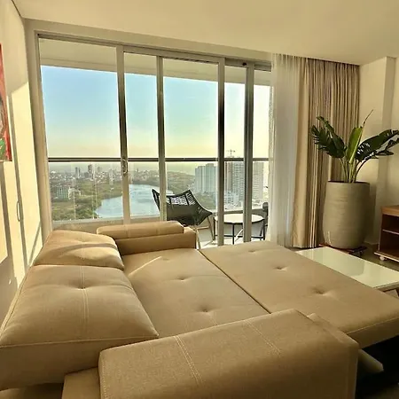 Luxury Vista 26th Floor Apartment